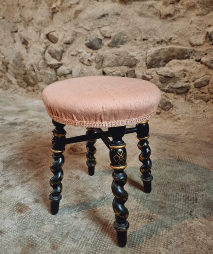 Antique Napoleon III Stool – 19th Century Painted Legs & Pink Upholstered Seat (1)