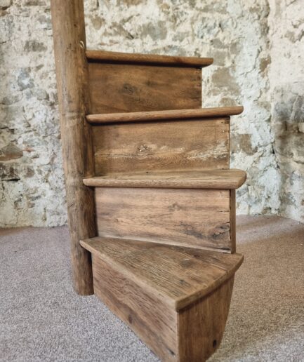 Antique Spiral Staircase Segment – 19th Century French Oak (1)