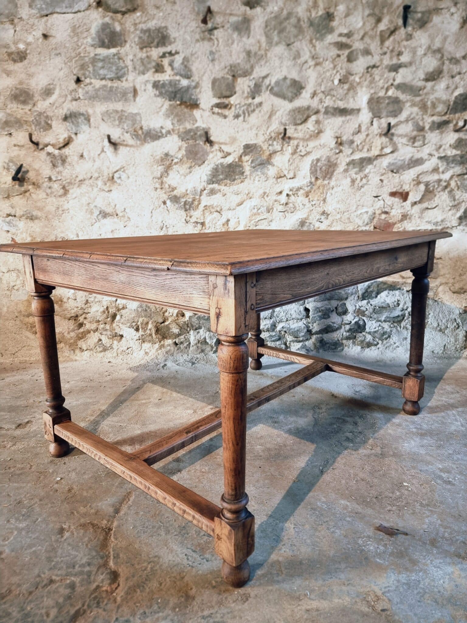 Antique French Oak & Elm Dining Table – Early 20th Century Farmhouse Table with Turned Legs (5)