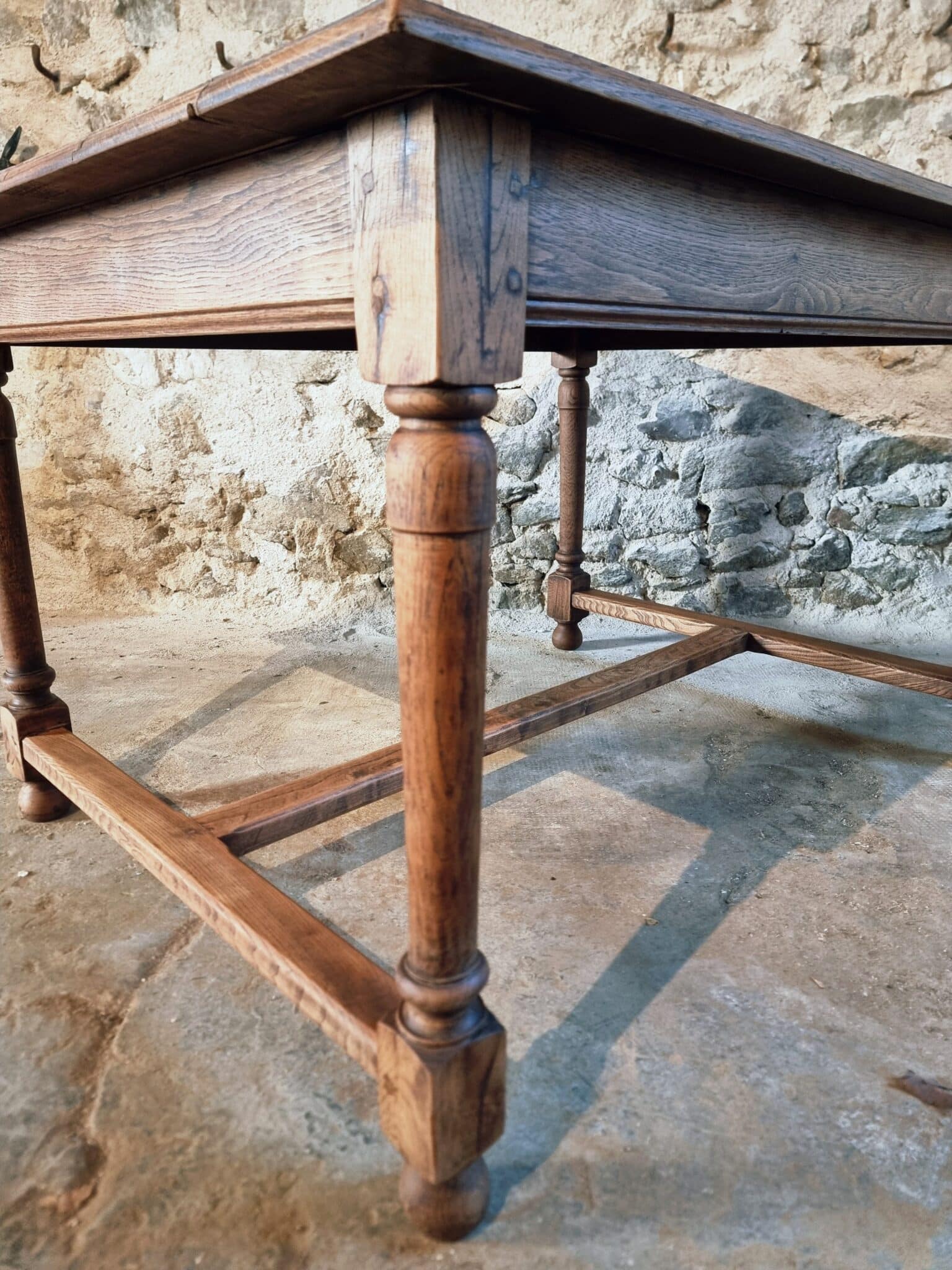 Antique French Oak & Elm Dining Table – Early 20th Century Farmhouse Table with Turned Legs (9)