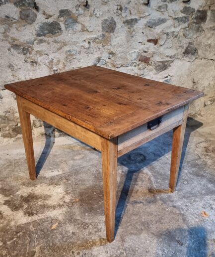 Antique French Farmhouse Table with Drawer – 19th Century Oak and Pine Table (1)