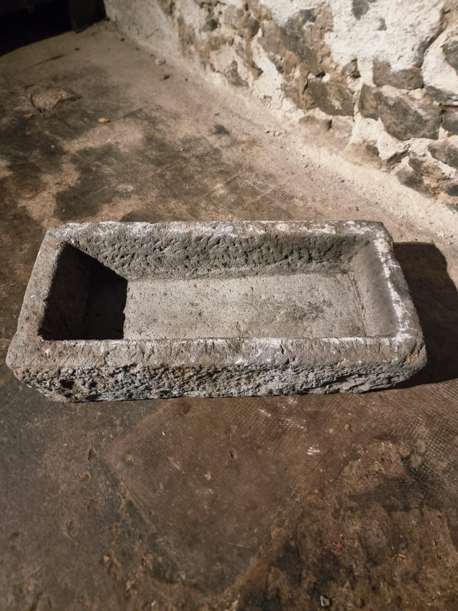 Antique Stone Trough Basin Planter (12)