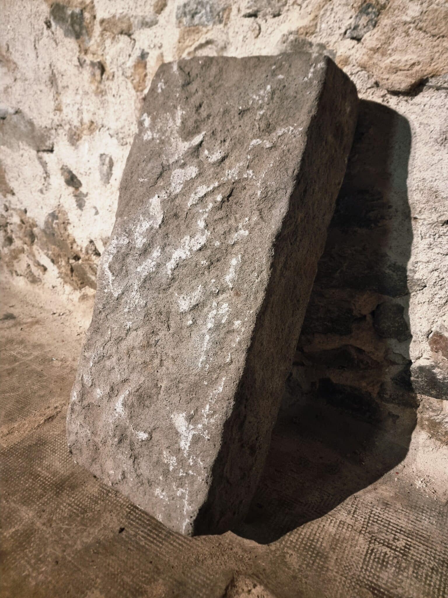 Antique Stone Trough Basin Planter (13)