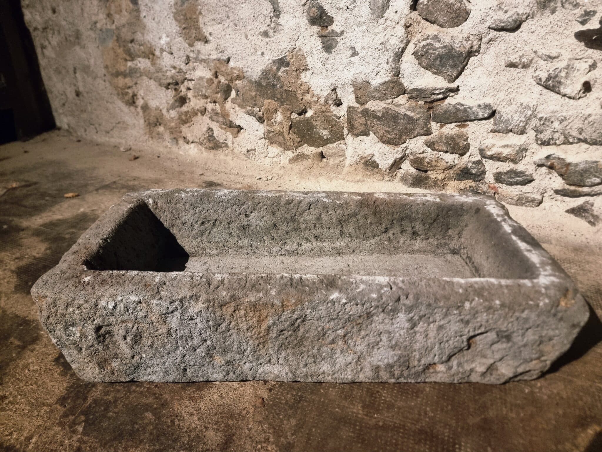 Antique Stone Trough Basin Planter (2)
