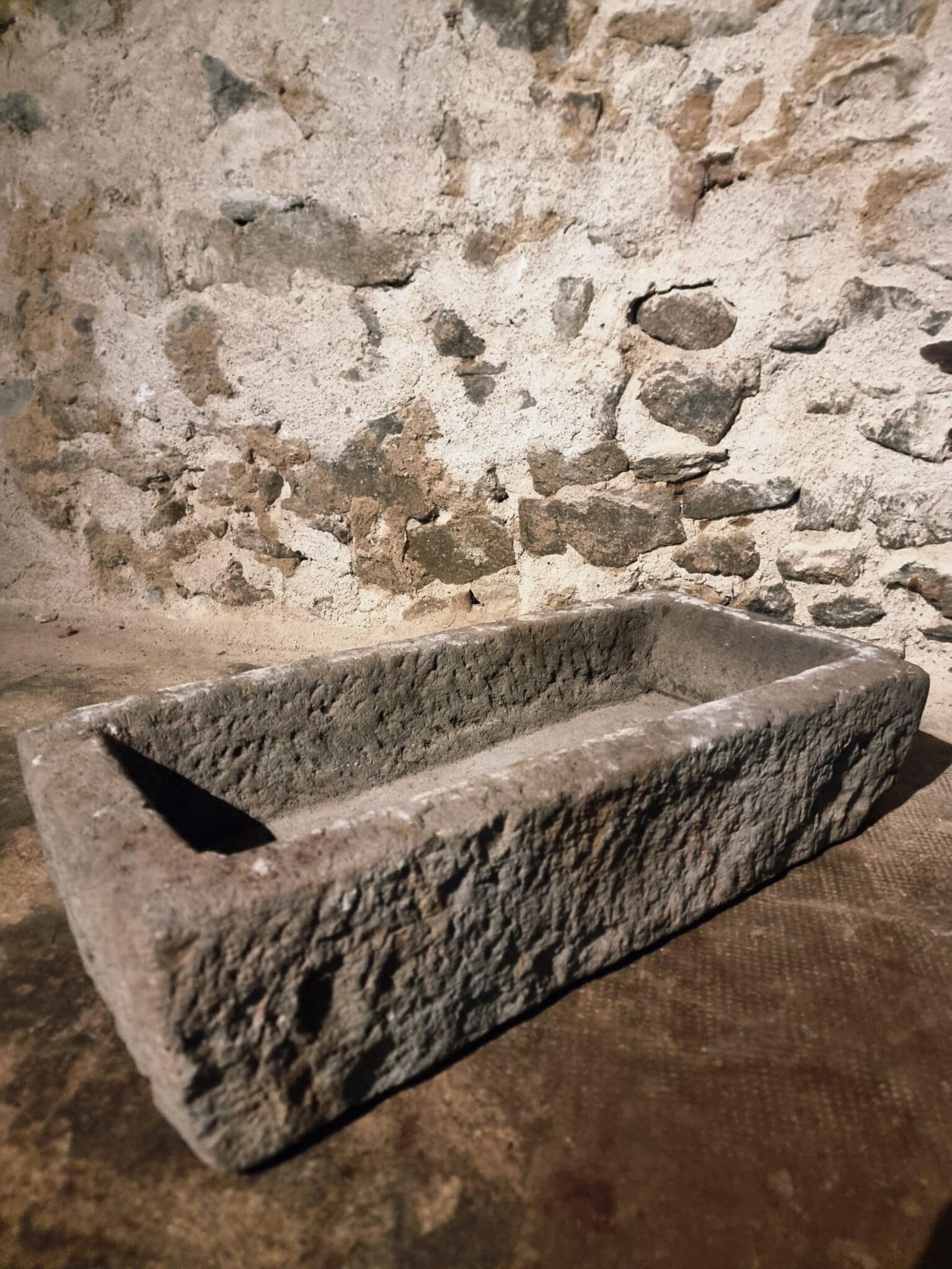 Antique Stone Trough Basin Planter (3)