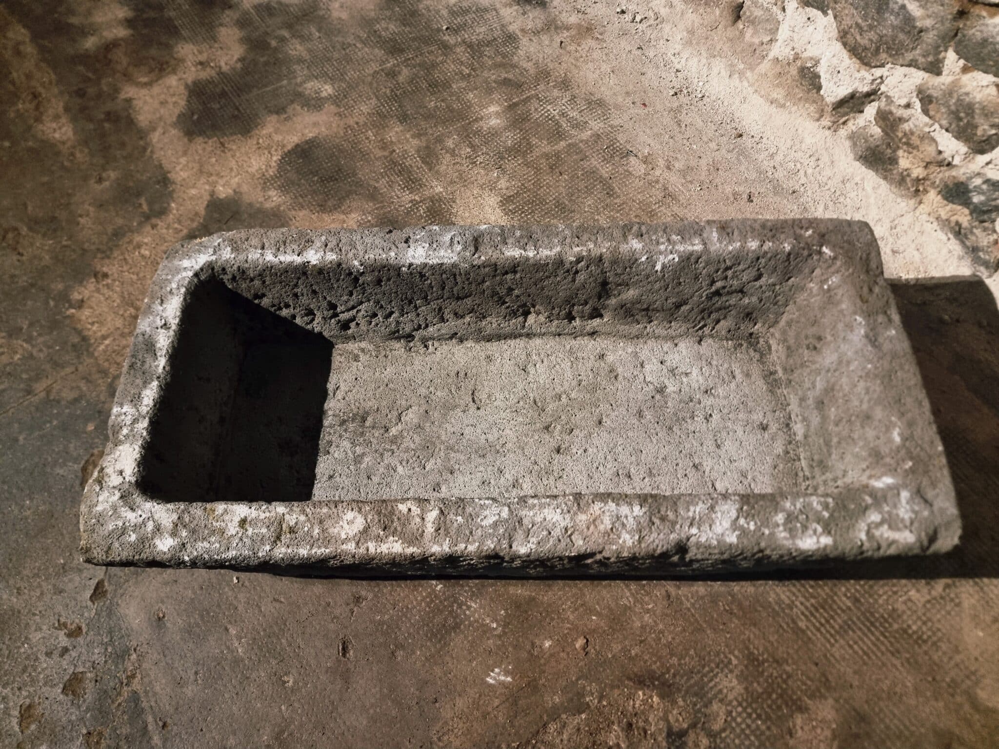 Antique Stone Trough Basin Planter (8)