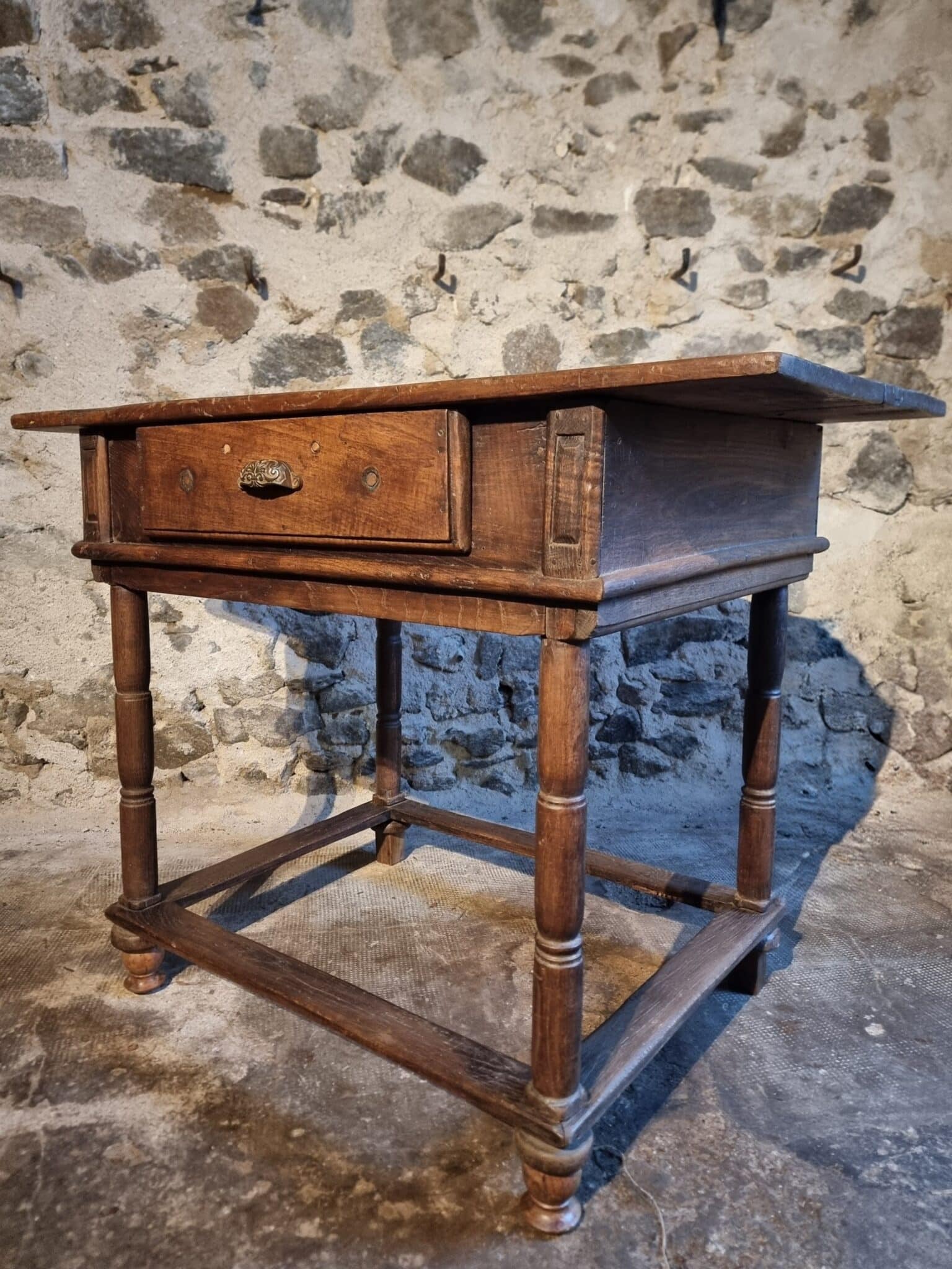 Rustic French Oak Table with Drawer, Late 18th – Early 19th Century, from the Auvergne (17)