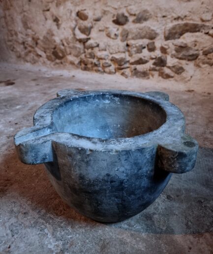 antique-french-marble-mortar-19th-century-front-view