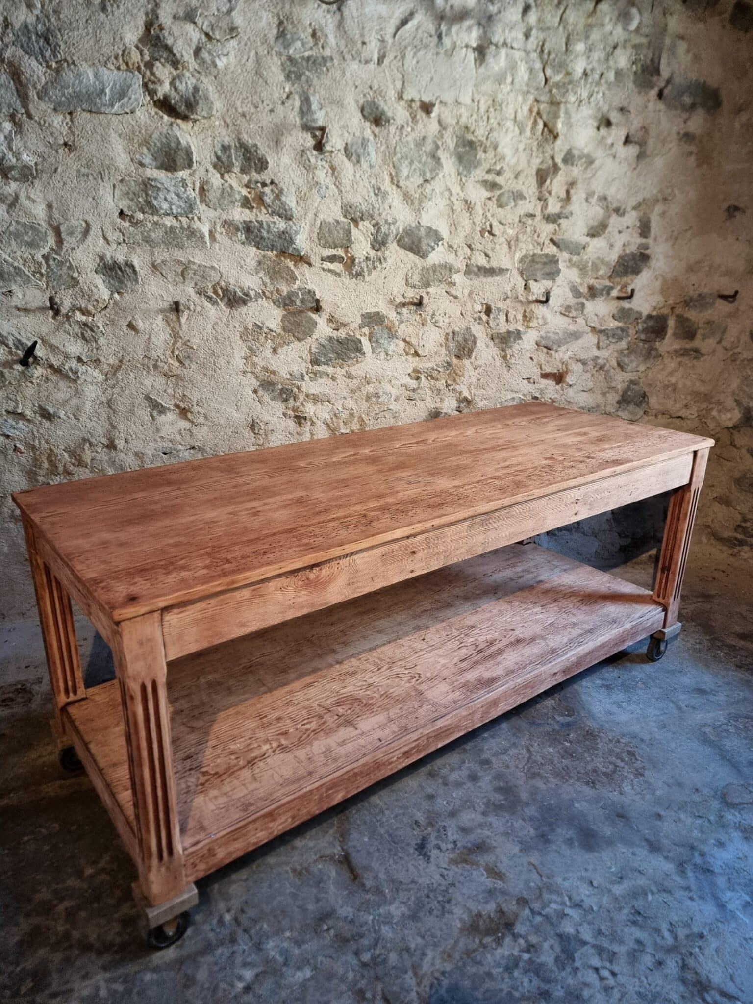 Antique French Pitch Pine Work Table – Large Atelier Draper’s Table, Early 20th Century (1) antique french work table angled view showing patina and proportions