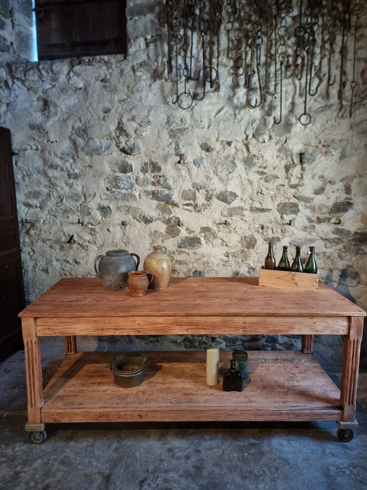 Antique French Pitch Pine Work Table – Large Atelier Draper’s Table, Early 20th Century (20) antique french work table in rustic interior setting