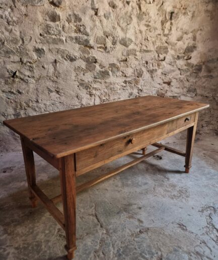 Antique French Oak Farmhouse Table, 19th Century – Rustic Dining Table with Drawers (1)