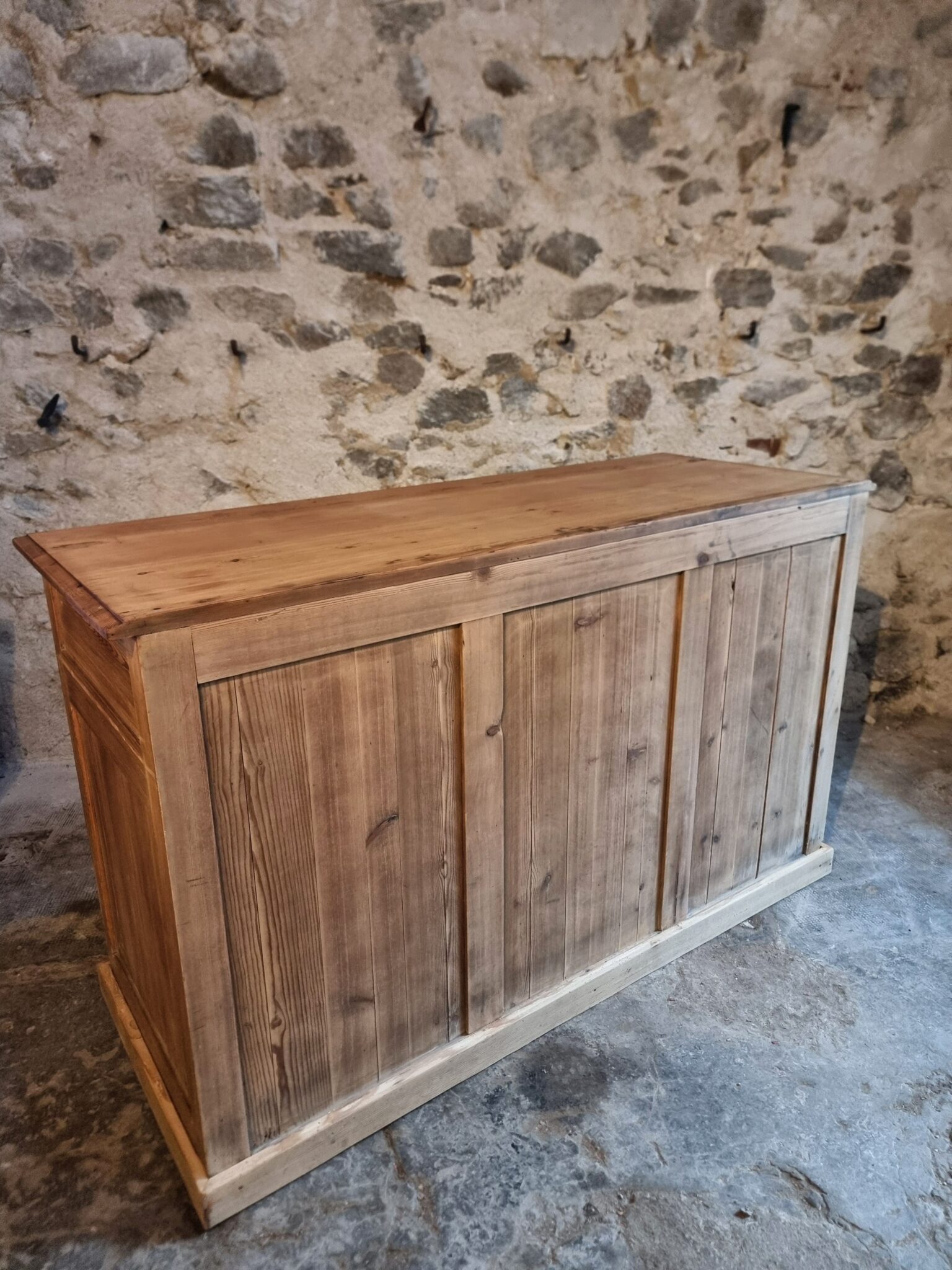 French Rustic Sideboard Cabinet 1920s – Antique Pine Buffet – Kitchen Island Counter – 3 Door Storage Cabinet (19) Vintage buffet cabinet back