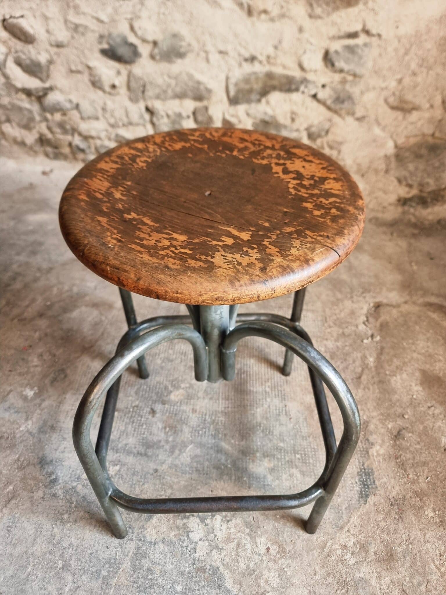 Vintage French Industrial Stool – Heliolith – Adjustable Workshop Seat – 1950s (12)