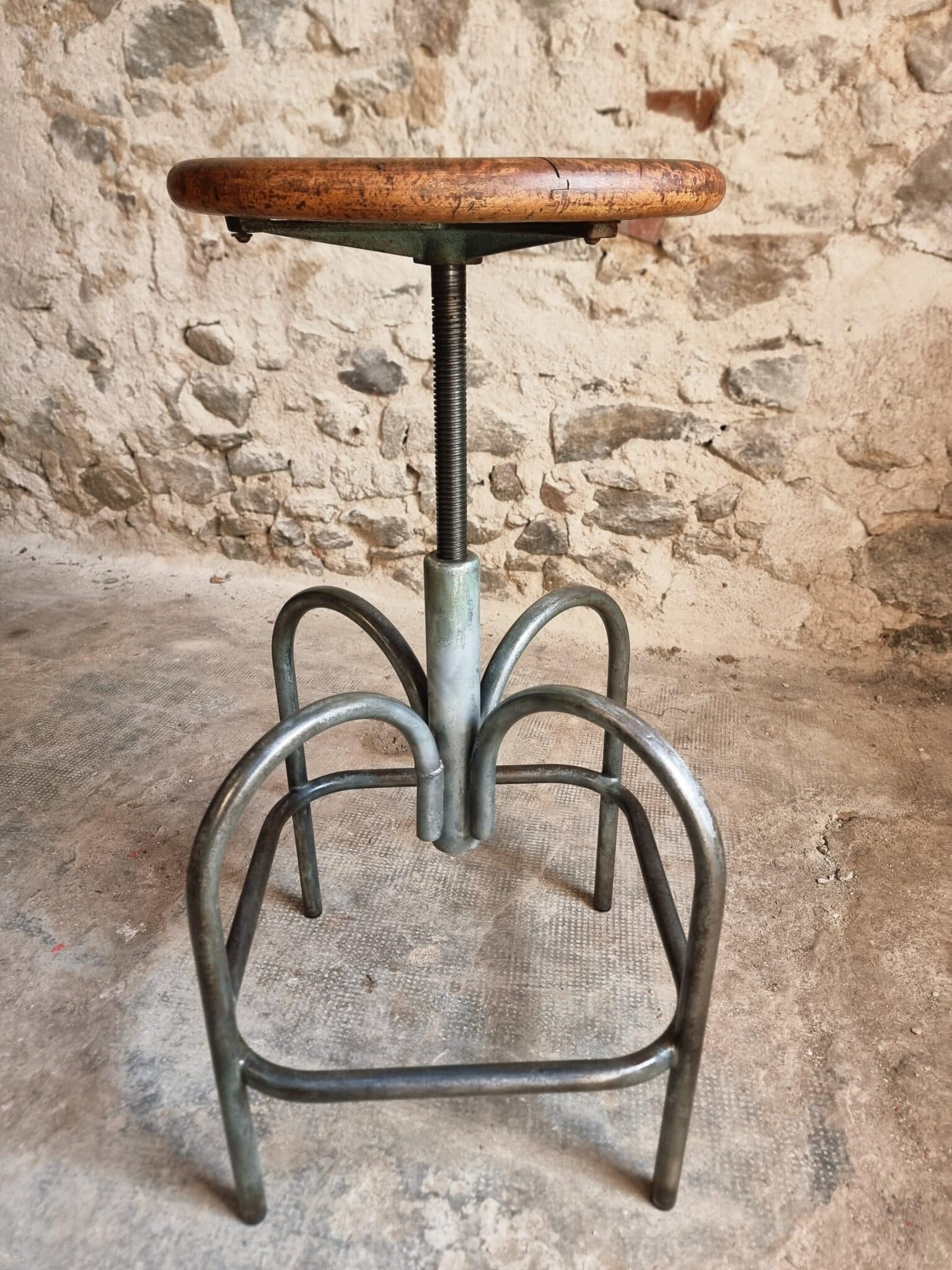 Vintage French Industrial Stool – Heliolith – Adjustable Workshop Seat – 1950s (17)