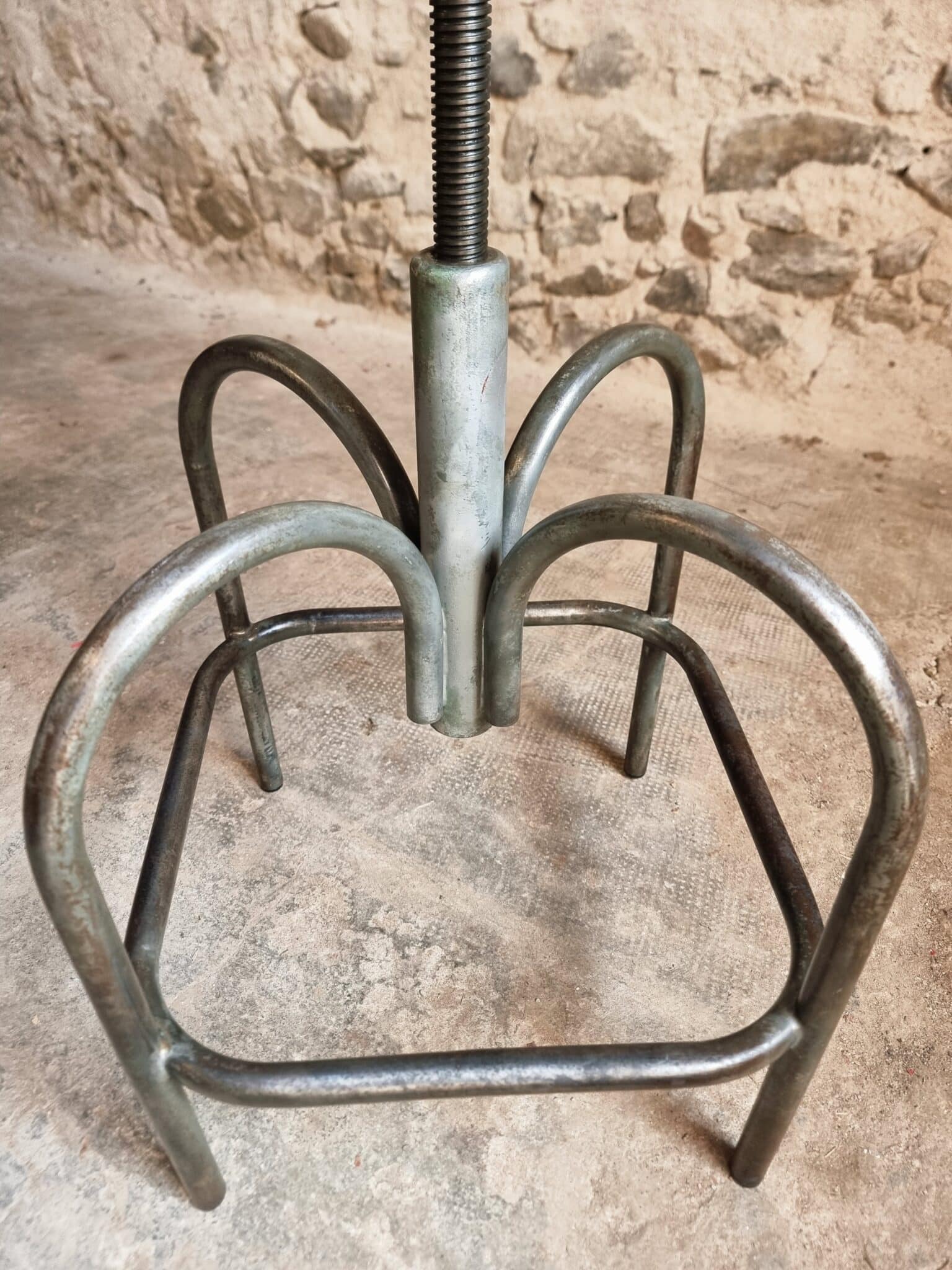 Vintage French Industrial Stool – Heliolith – Adjustable Workshop Seat – 1950s (5)