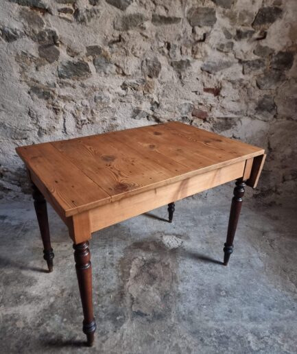 Vintage French Kitchen Writing Table, Extendable, 1930s (1)