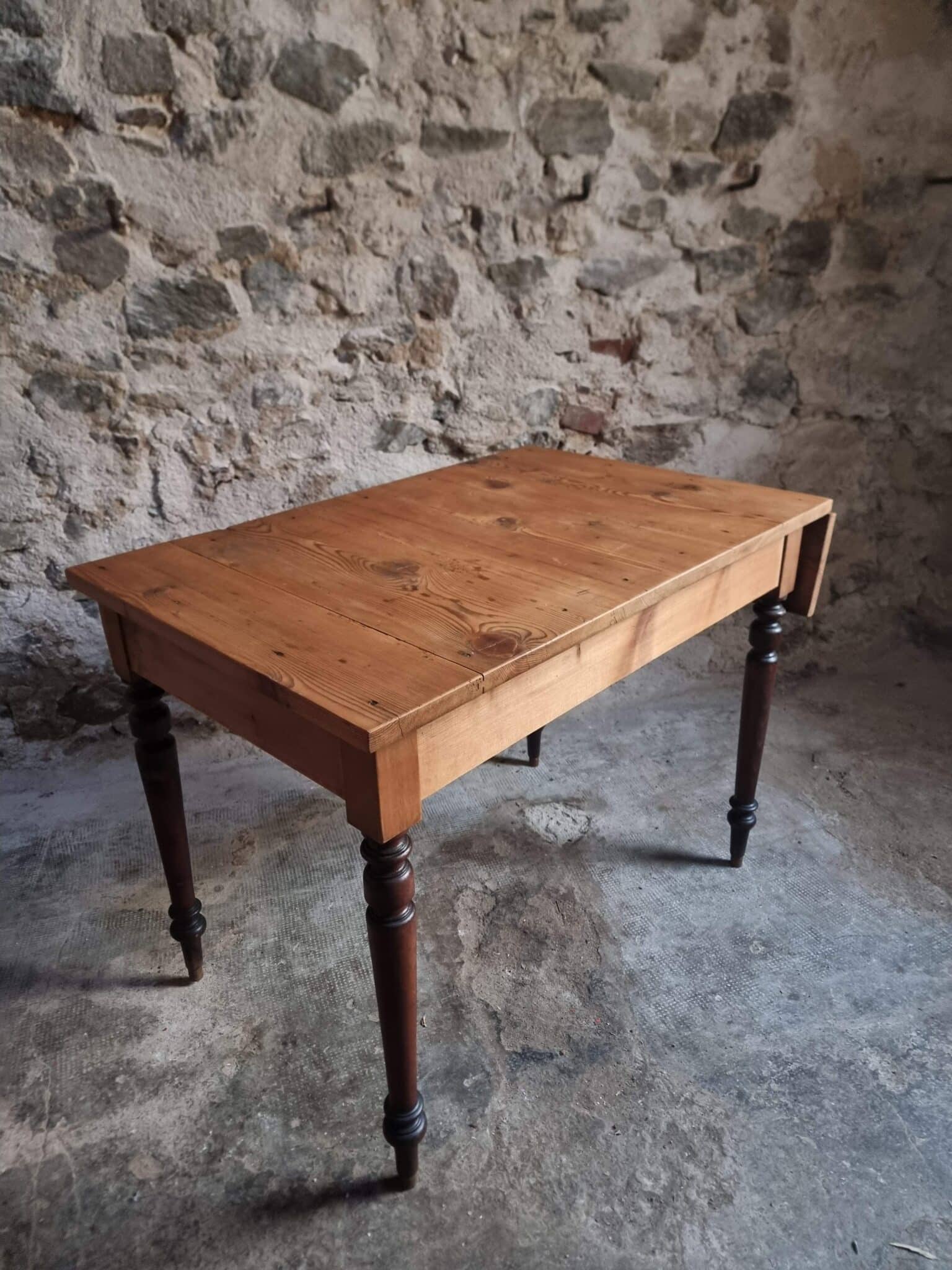 Vintage French Kitchen Writing Table, Extendable, 1930s (2)