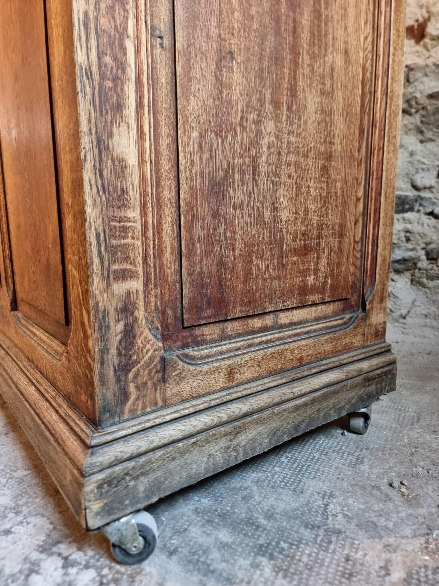 Antique French Oak Shop Counter Kitchen Island on Castors, c. 1880–1900 (4)