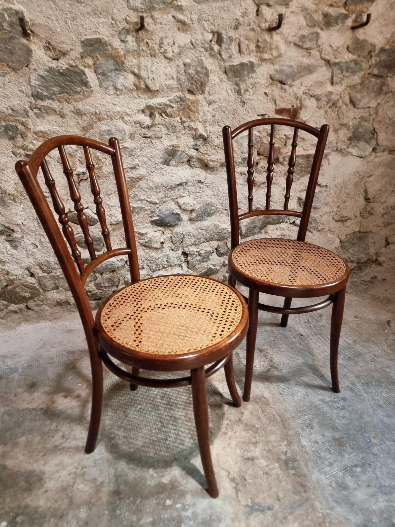 Antique Jacob & Josef Kohn Vienna Chairs, Set of 2 Bentwood Cane Chairs, Austria circa 1900–1930 (10)