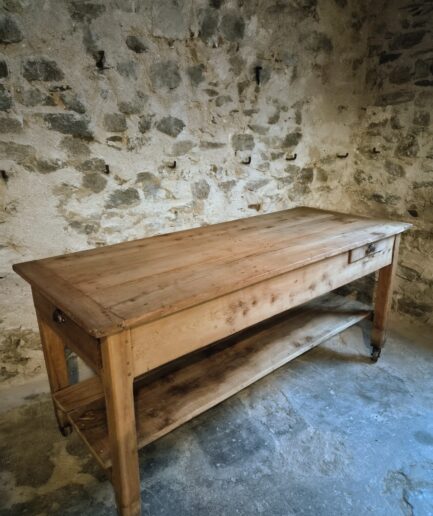 Antique Cherry Wood Kitchen Island Work Table with 3 Drawers (1)