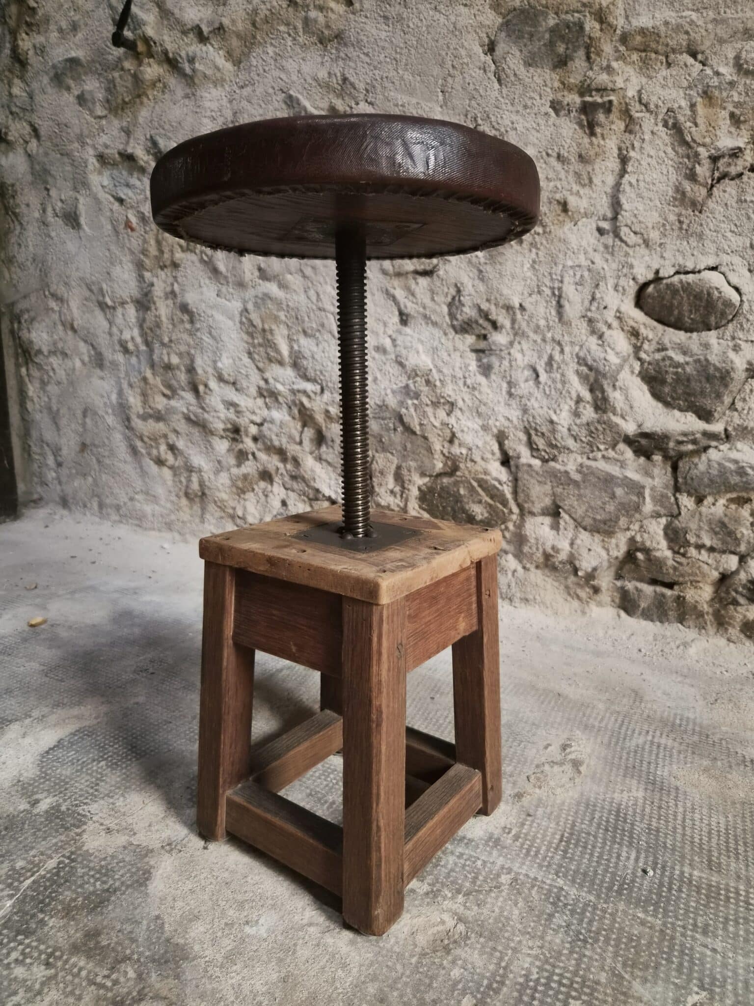 Antique French Adjustable Oak Workshop Stool Swivel Work Stool Industrial Stool Early 20th Century (13)