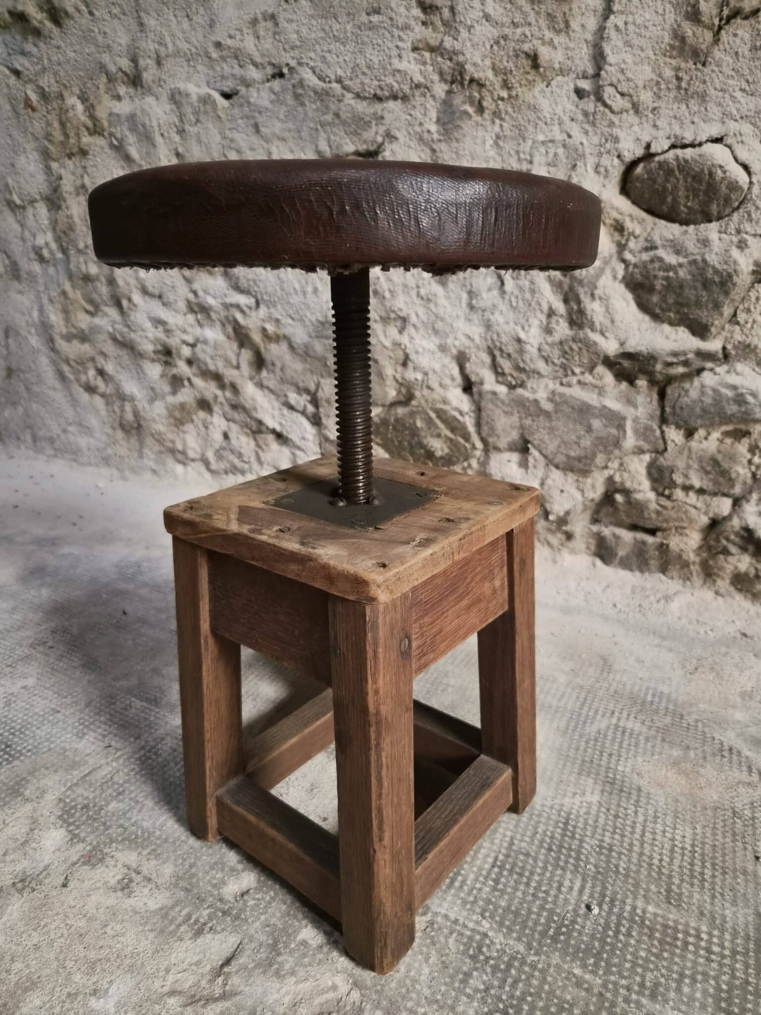Antique French Adjustable Oak Workshop Stool Swivel Work Stool Industrial Stool Early 20th Century (2)