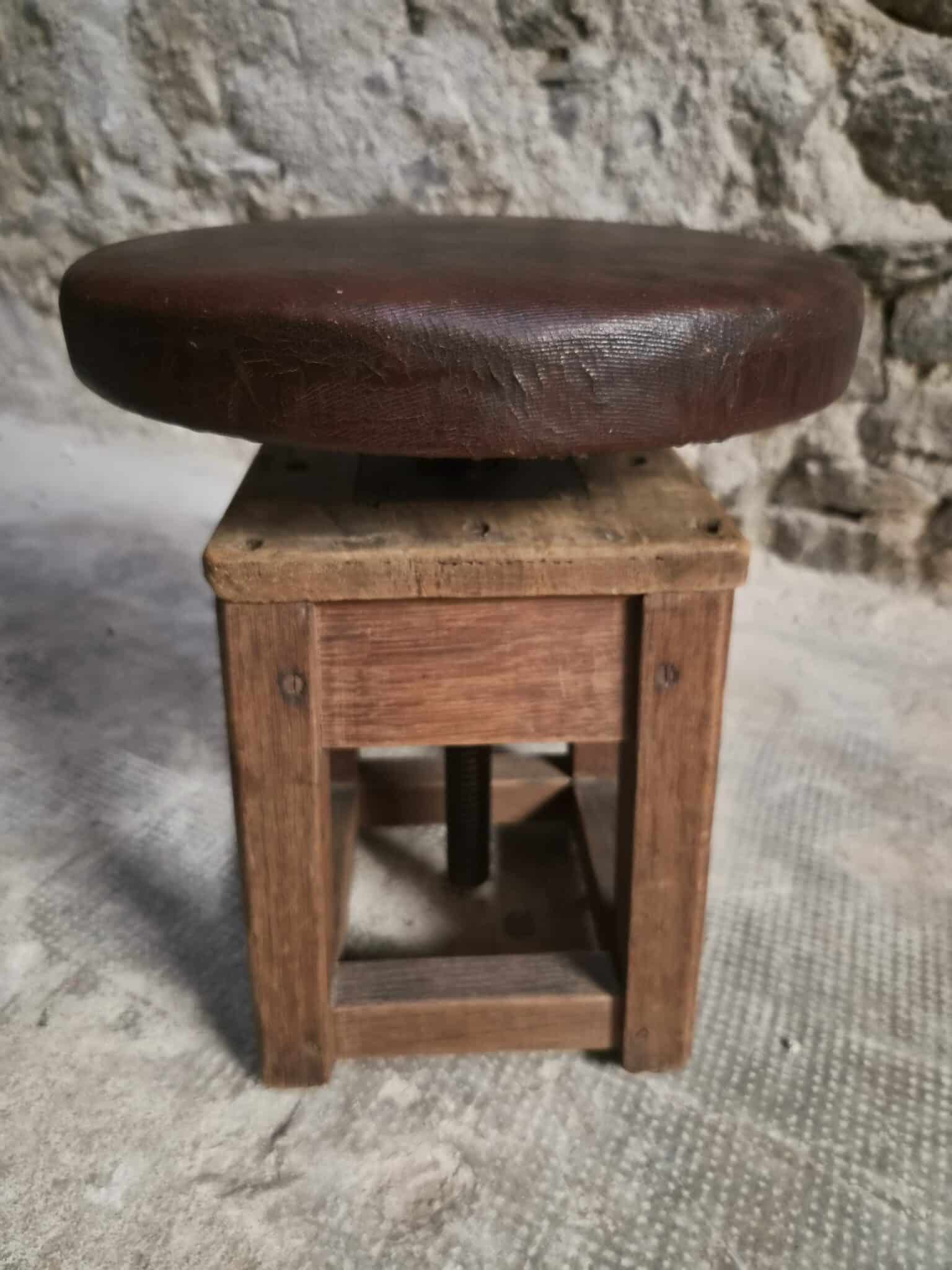 Antique French Adjustable Oak Workshop Stool Swivel Work Stool Industrial Stool Early 20th Century (5)