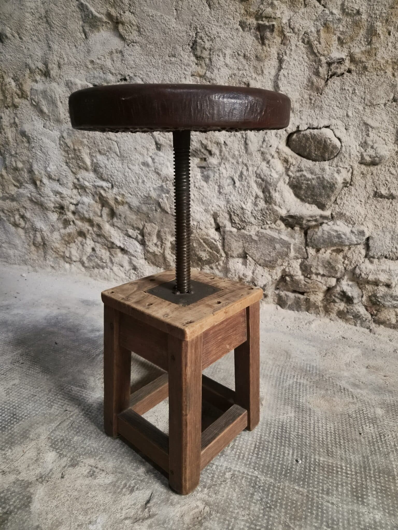 Antique French Adjustable Oak Workshop Stool Swivel Work Stool Industrial Stool Early 20th Century (9)