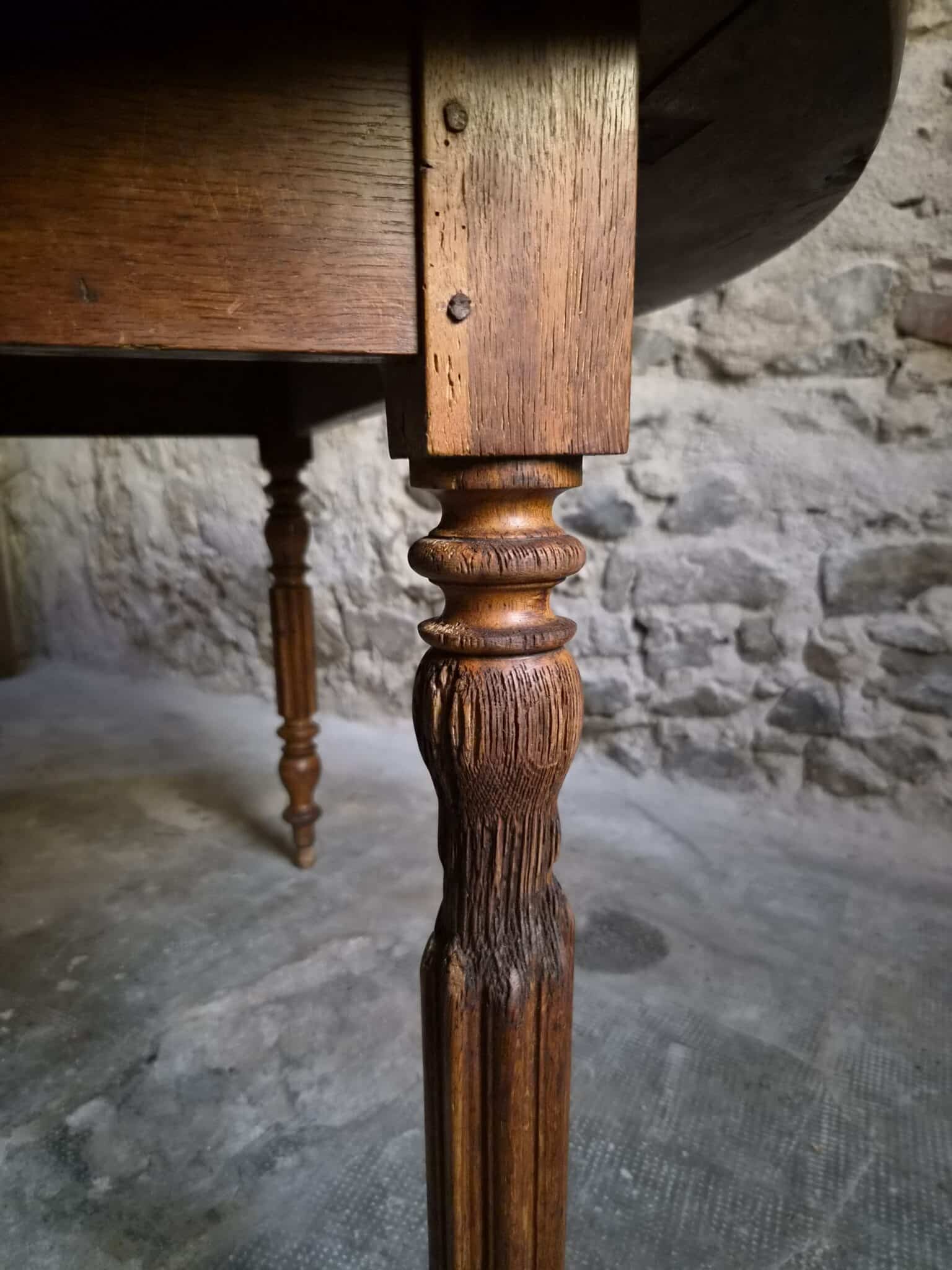 Antique French Round Oak Drop Leaf Dining Table Star Inlay c. 1850–1880 (18)