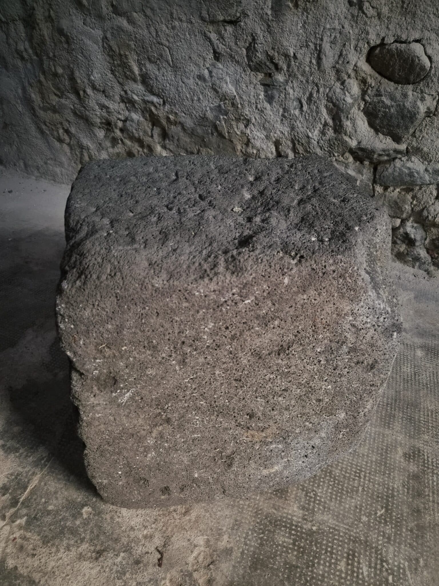 Antique French Volcanic Stone Trough Sink, Auvergne, 18th Century (10)