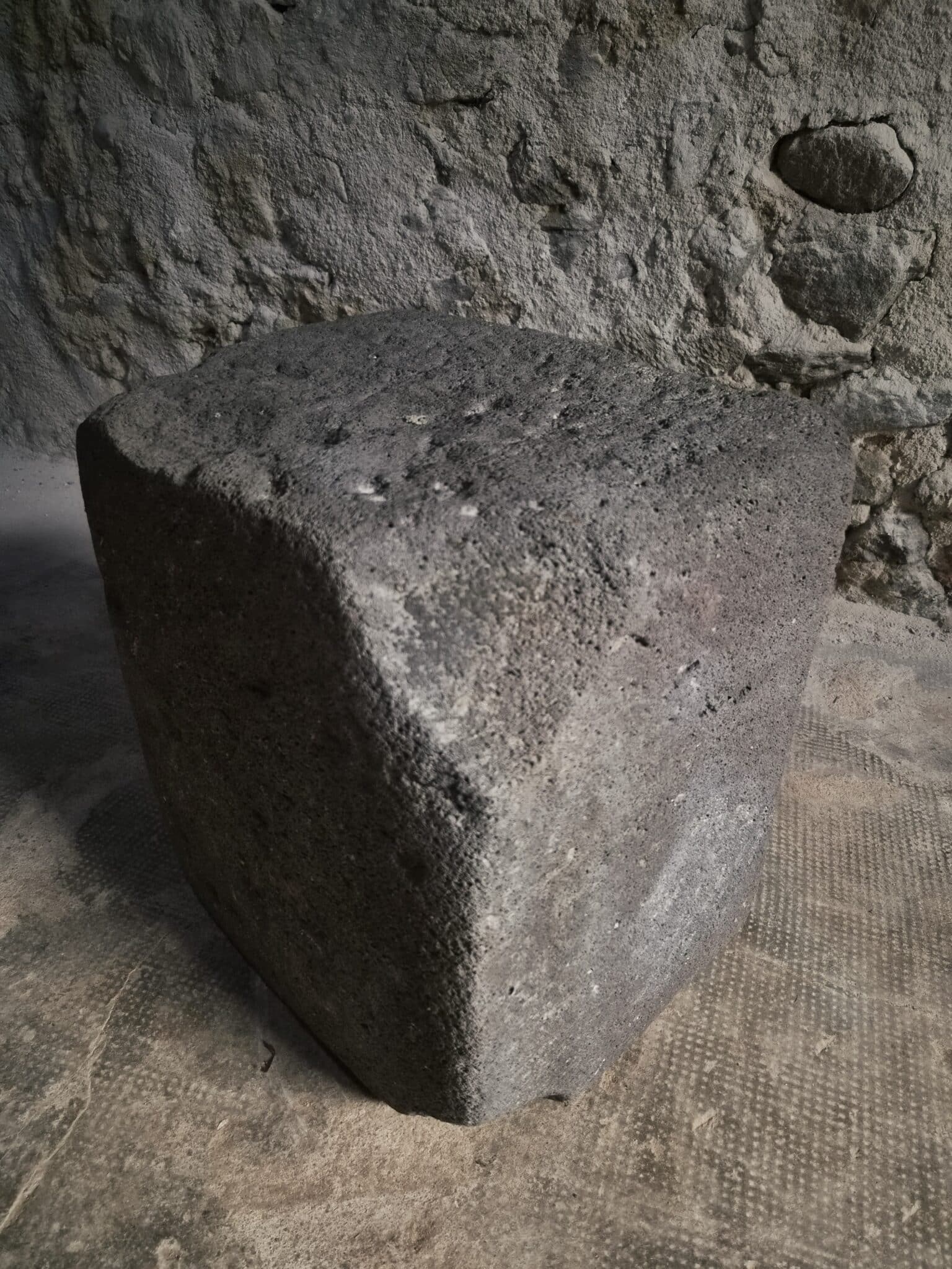 Antique French Volcanic Stone Trough Sink, Auvergne, 18th Century (12)