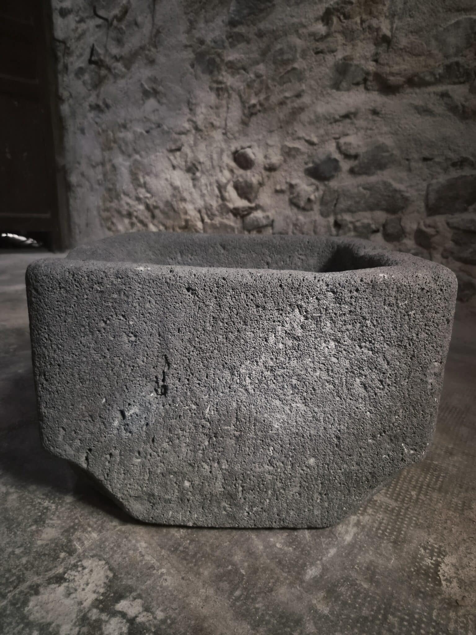 Antique French Volcanic Stone Trough Sink, Auvergne, 18th Century (4)