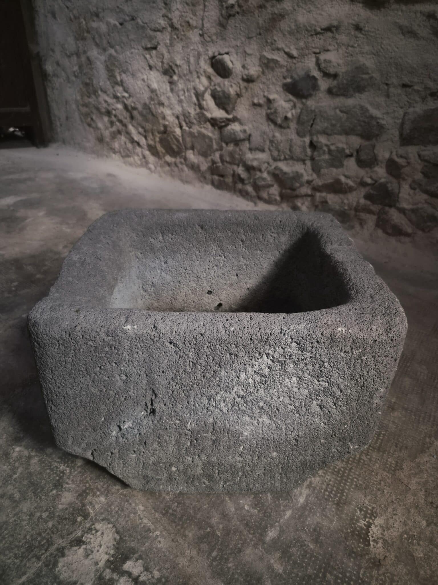 Antique French Volcanic Stone Trough Sink, Auvergne, 18th Century (5)