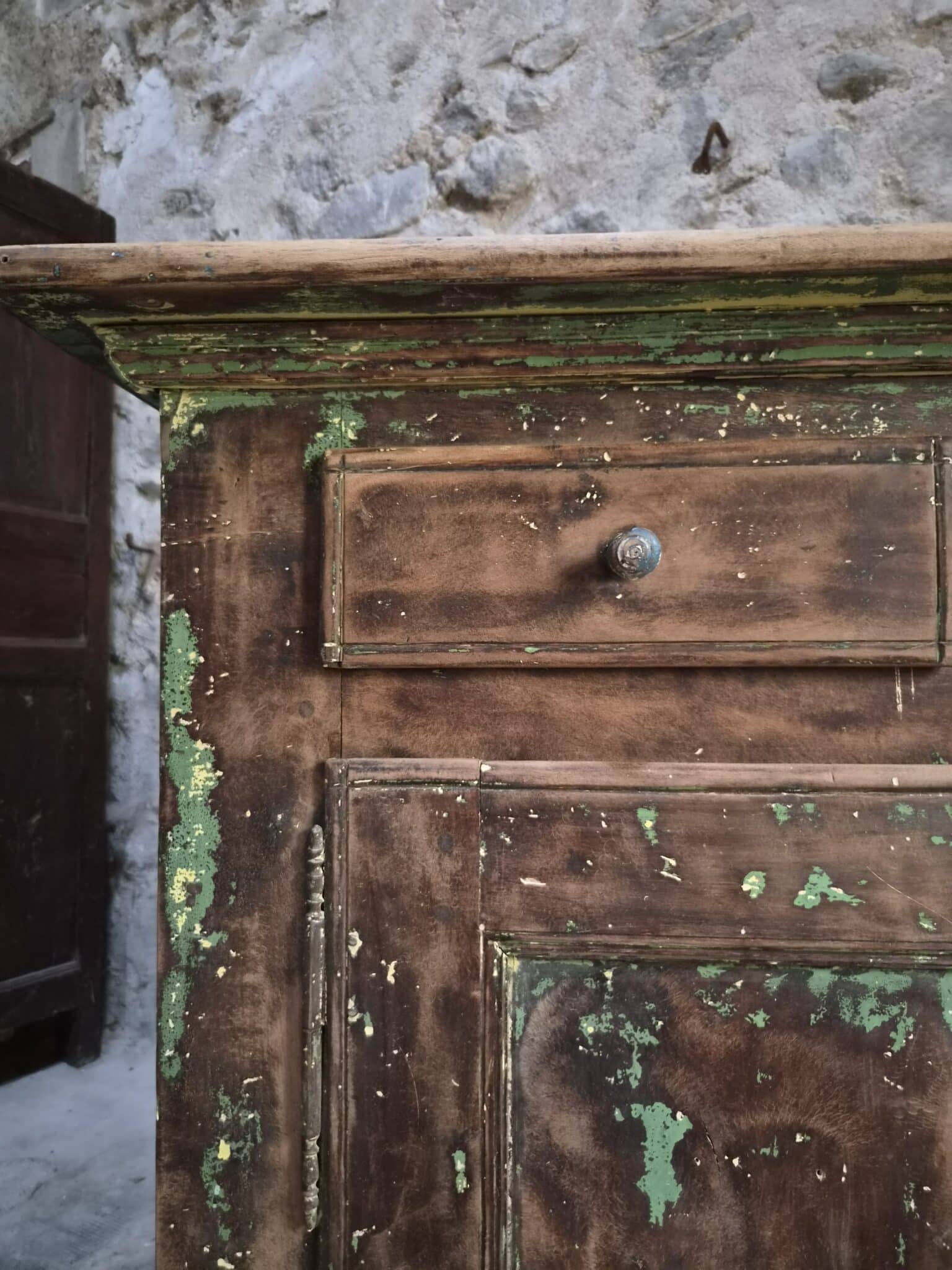 Rustic French Walnut Buffet Cabinet, 18th Century, 3 Drawers & 2 Doors (15)