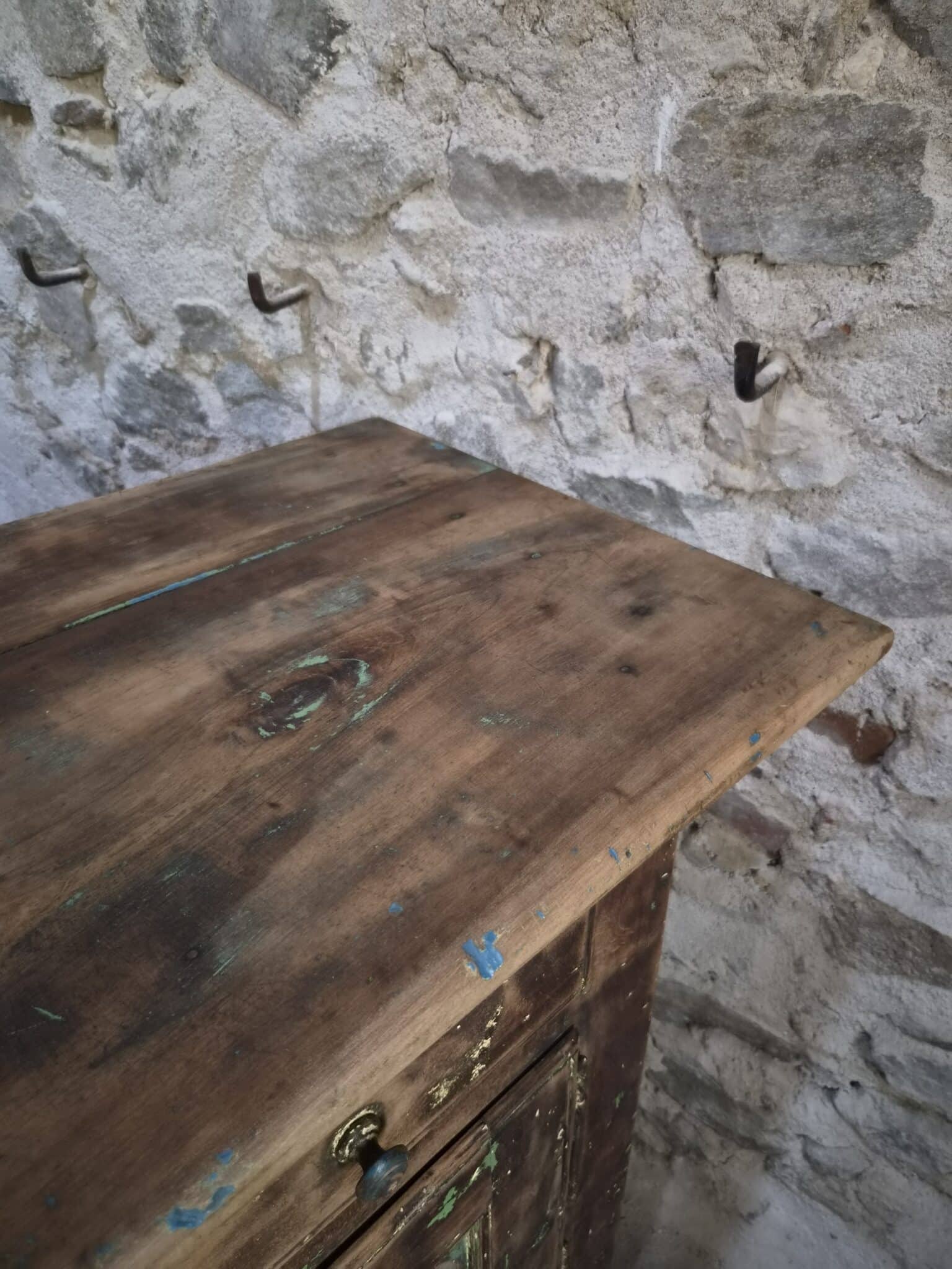 Rustic French Walnut Buffet Cabinet, 18th Century, 3 Drawers & 2 Doors (22)
