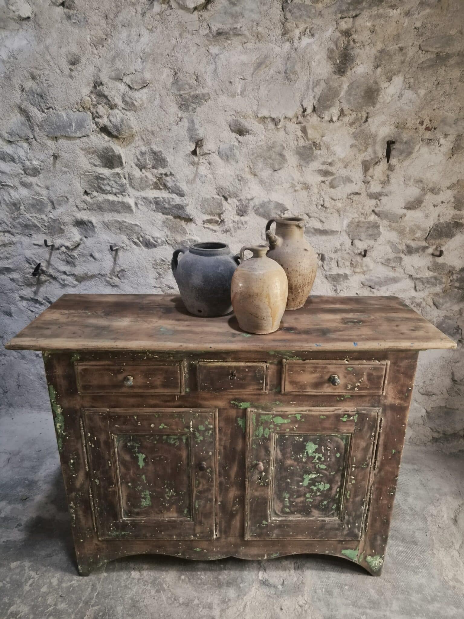 Rustic French Walnut Buffet Cabinet, 18th Century, 3 Drawers & 2 Doors (24)