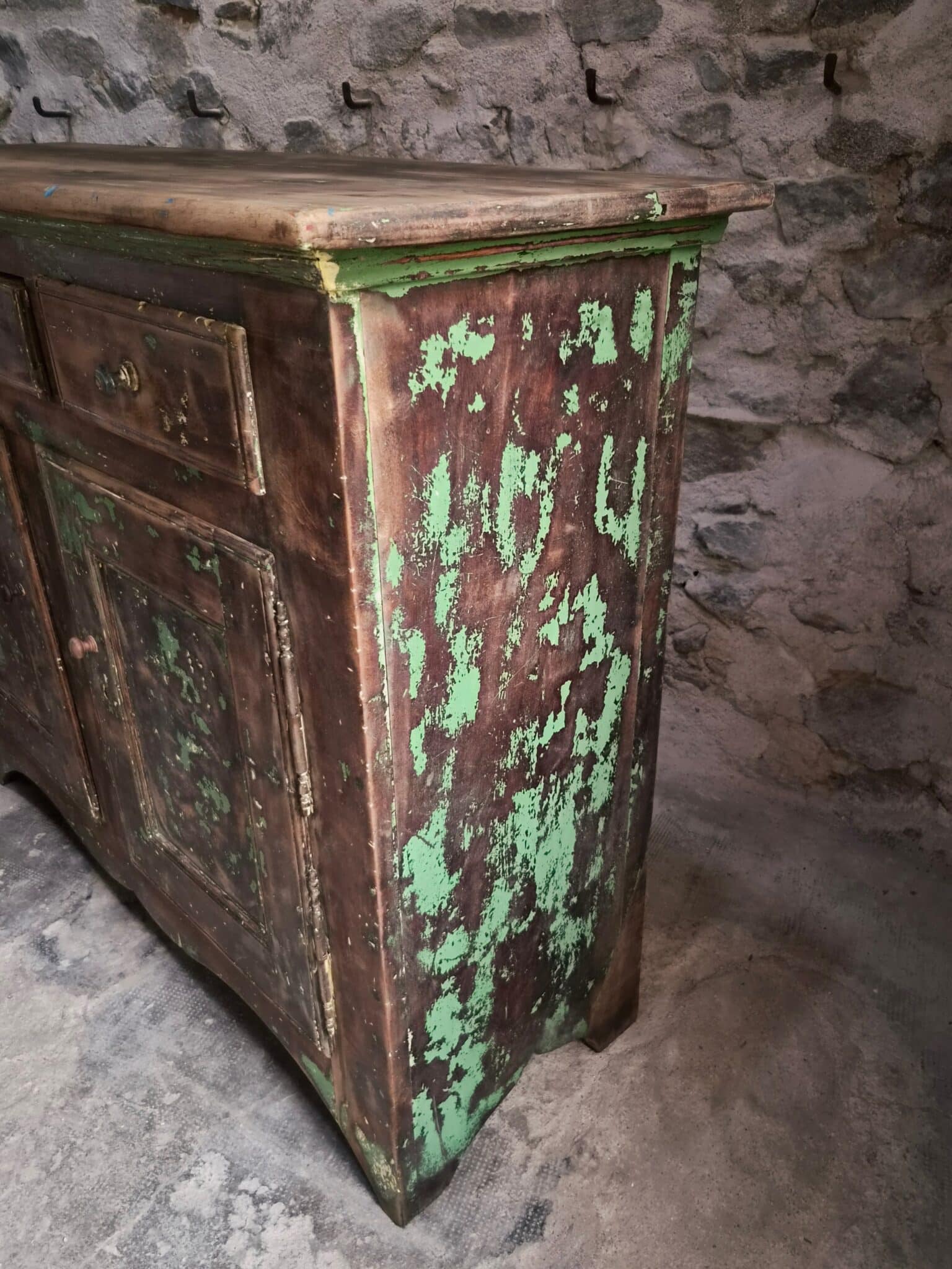 Rustic French Walnut Buffet Cabinet, 18th Century, 3 Drawers & 2 Doors (4)