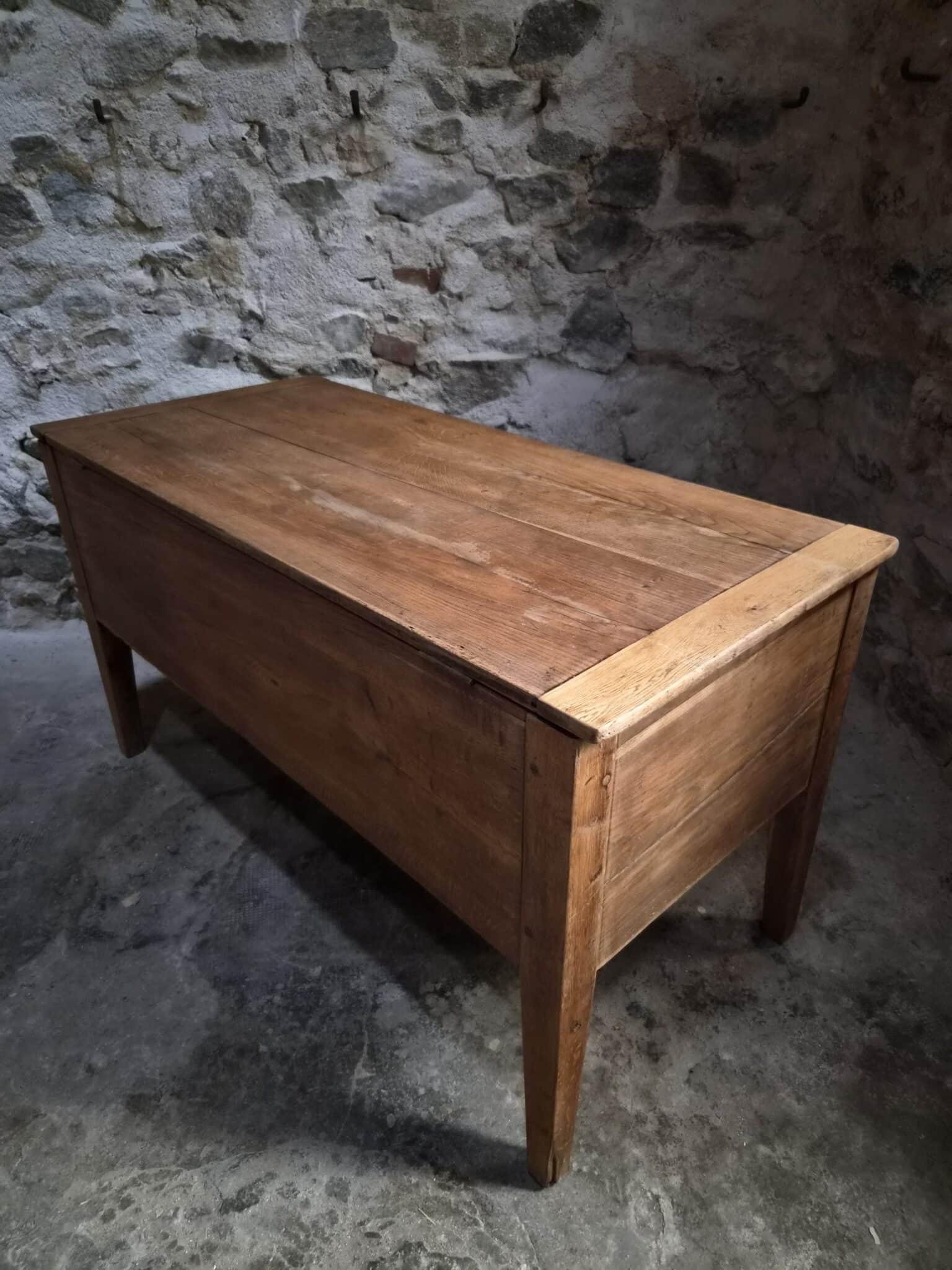 Antique French Oak Flour Chest – 19th Century Farmhouse Side Table (12)