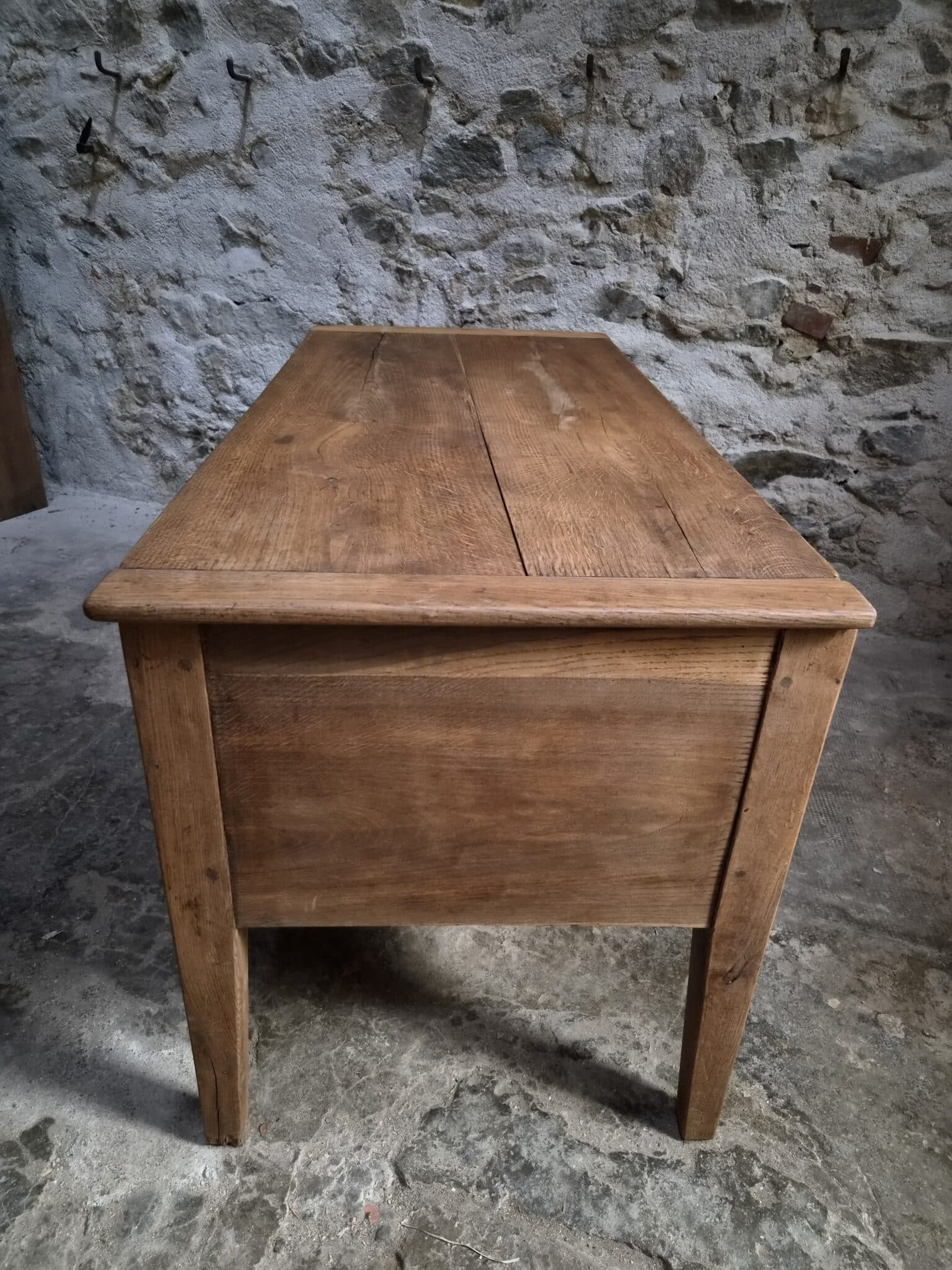 Antique French Oak Flour Chest – 19th Century Farmhouse Side Table (15)