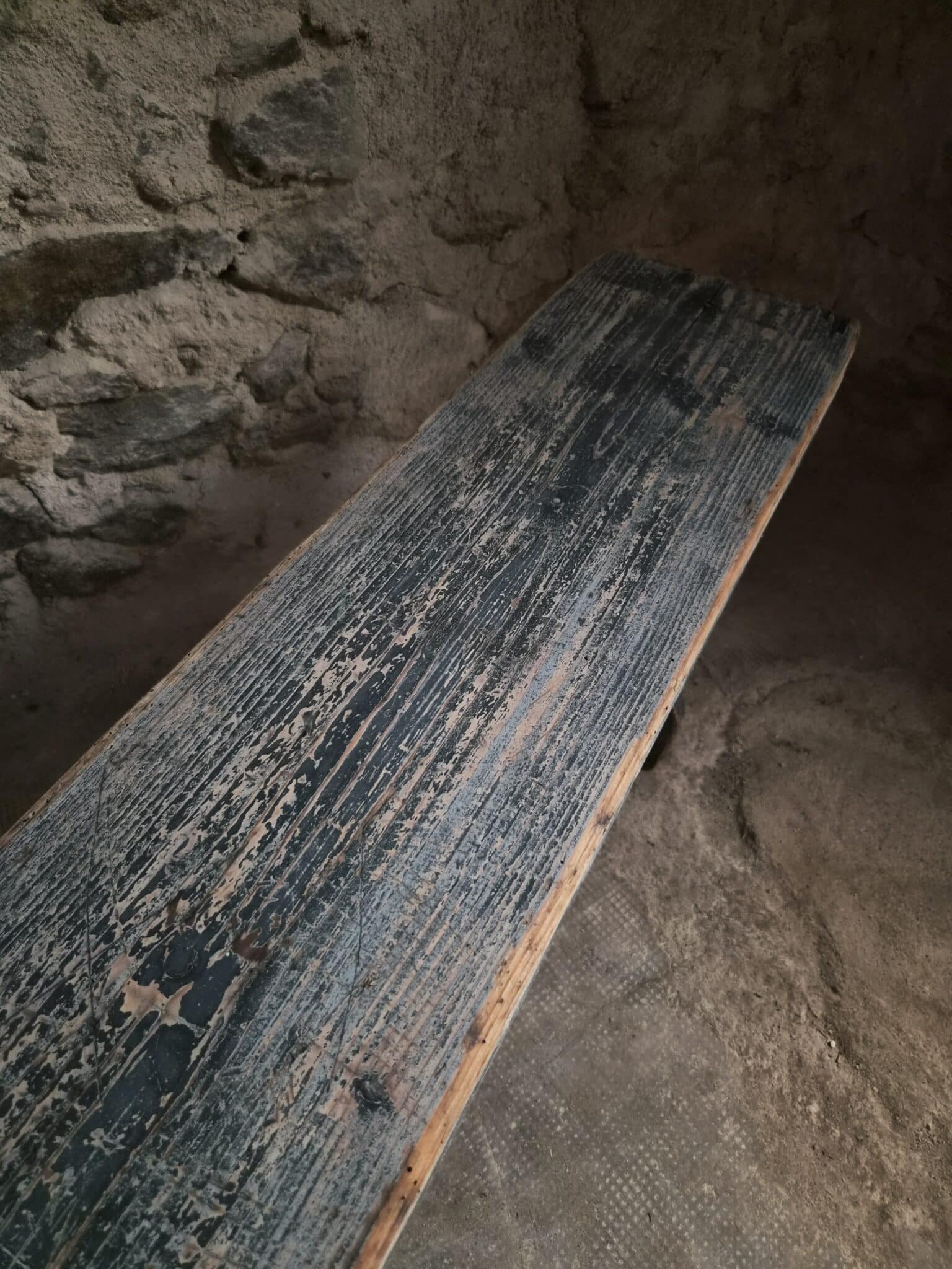 Vintage French Pine Bench with Dark Blue-Grey Patina (5)