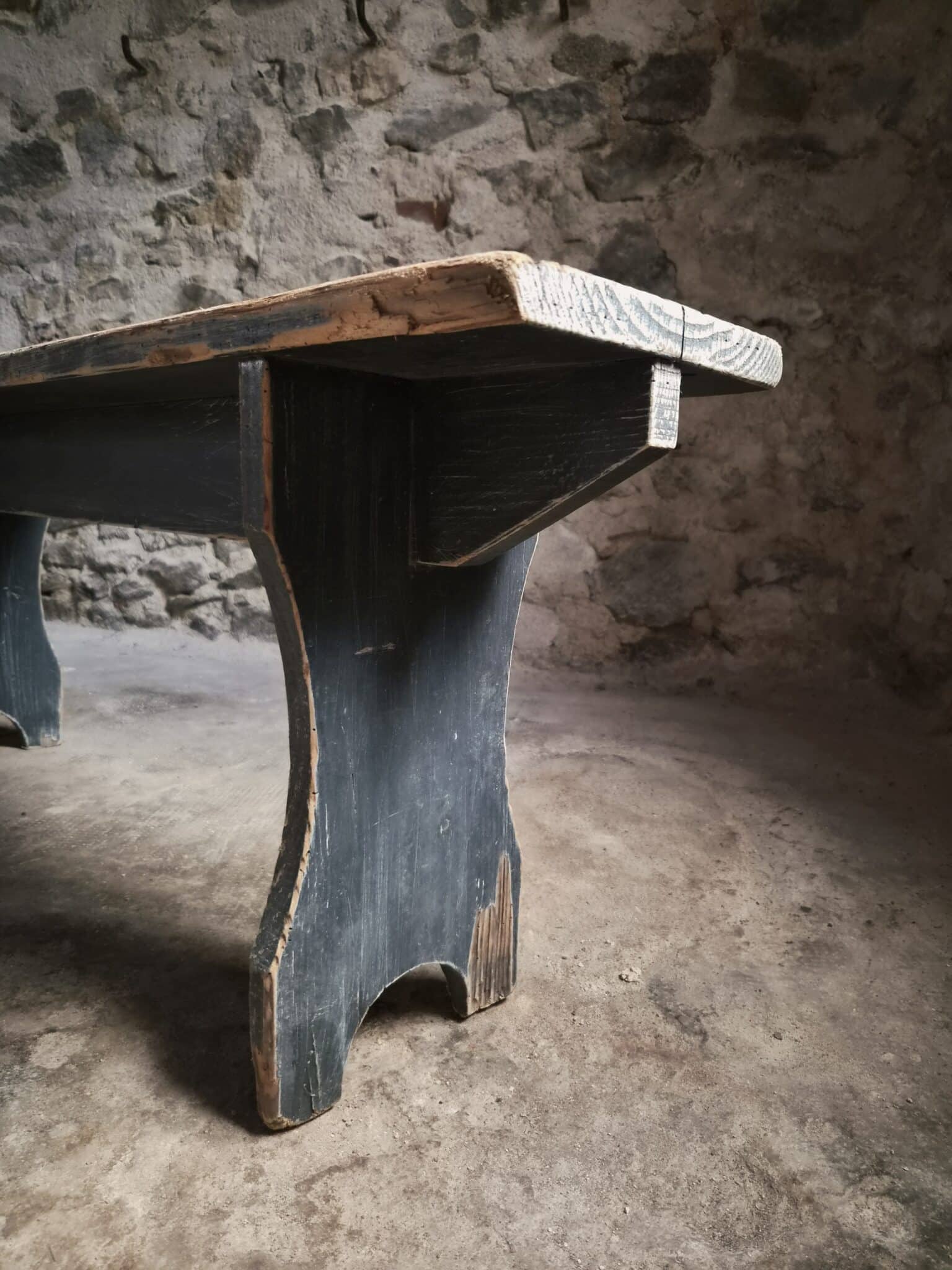 Vintage French Pine Bench with Dark Blue-Grey Patina (9)